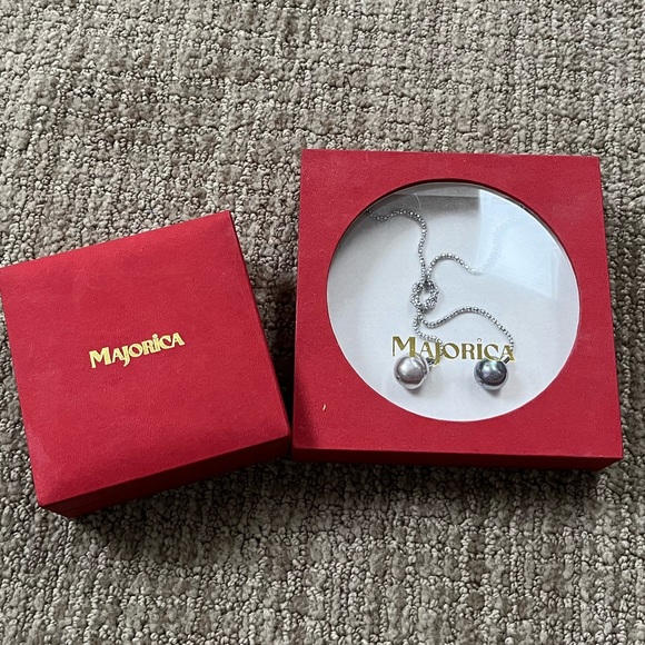 NEW-Majorca Ladies Necklace & Earrings Set - Picture 3 of 6